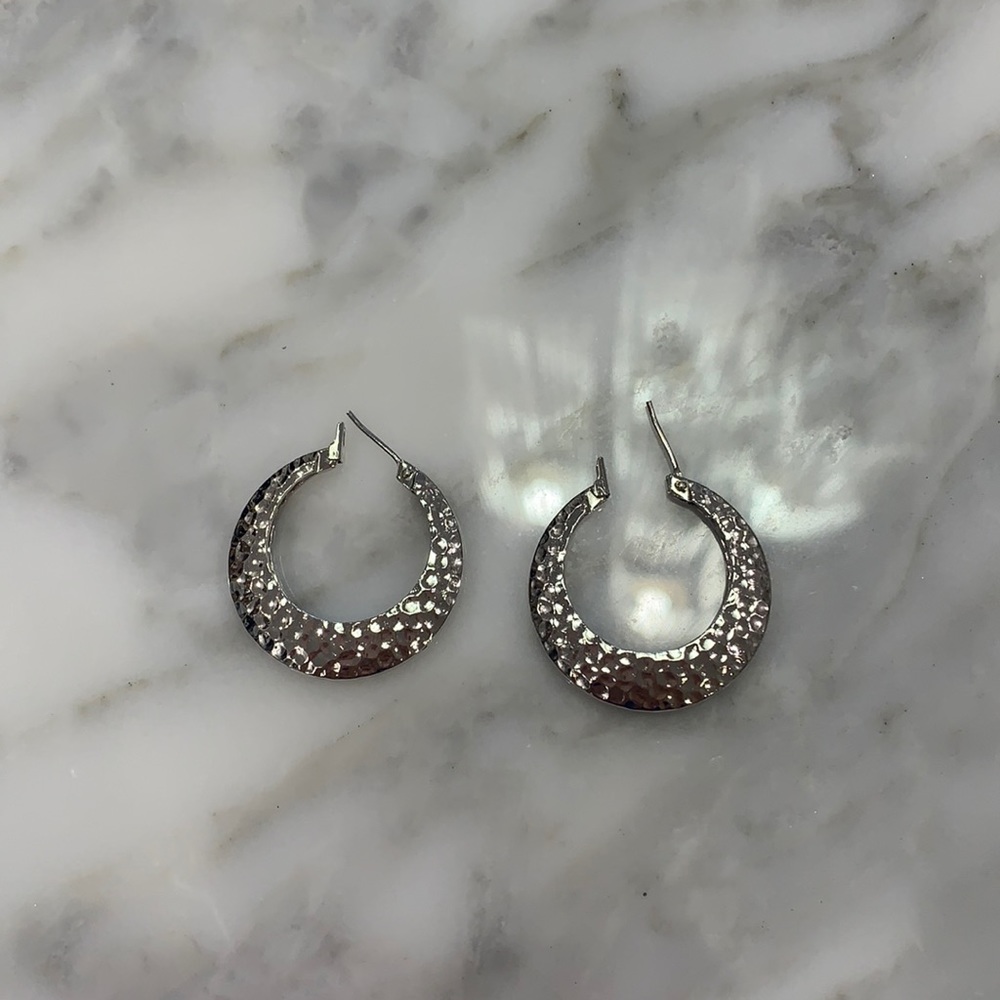 Hammered hoops